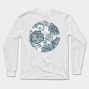 Shabby Chic Navy Blue doodles on Wood Long Sleeve T-Shirt